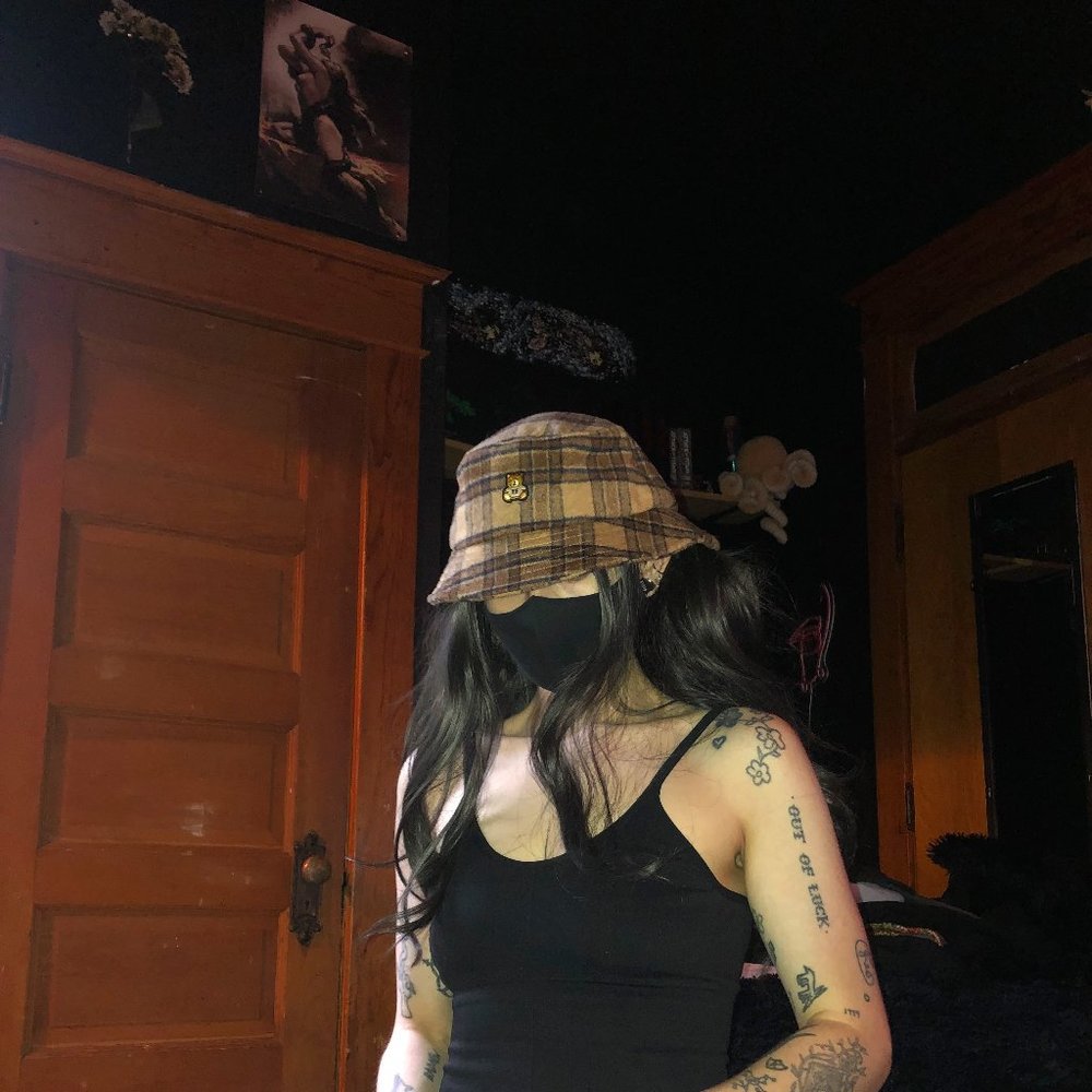 Teddy Fresh - Women's Wooly Plaid Bucket Hat - Brown/Tan